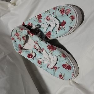 Madden Girl Sneakers